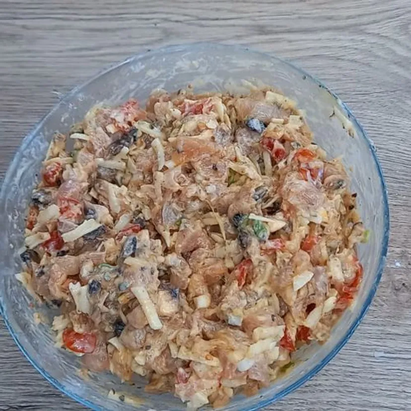 Posiekaj, wymieszaj i usmaż na patelni. Banalne w przygotowaniu kotlety smakują jak marzenie