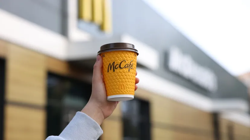 Tańsze zestawy ratunkiem przed inflacją? McDonald's zmienia strategię w Polsce