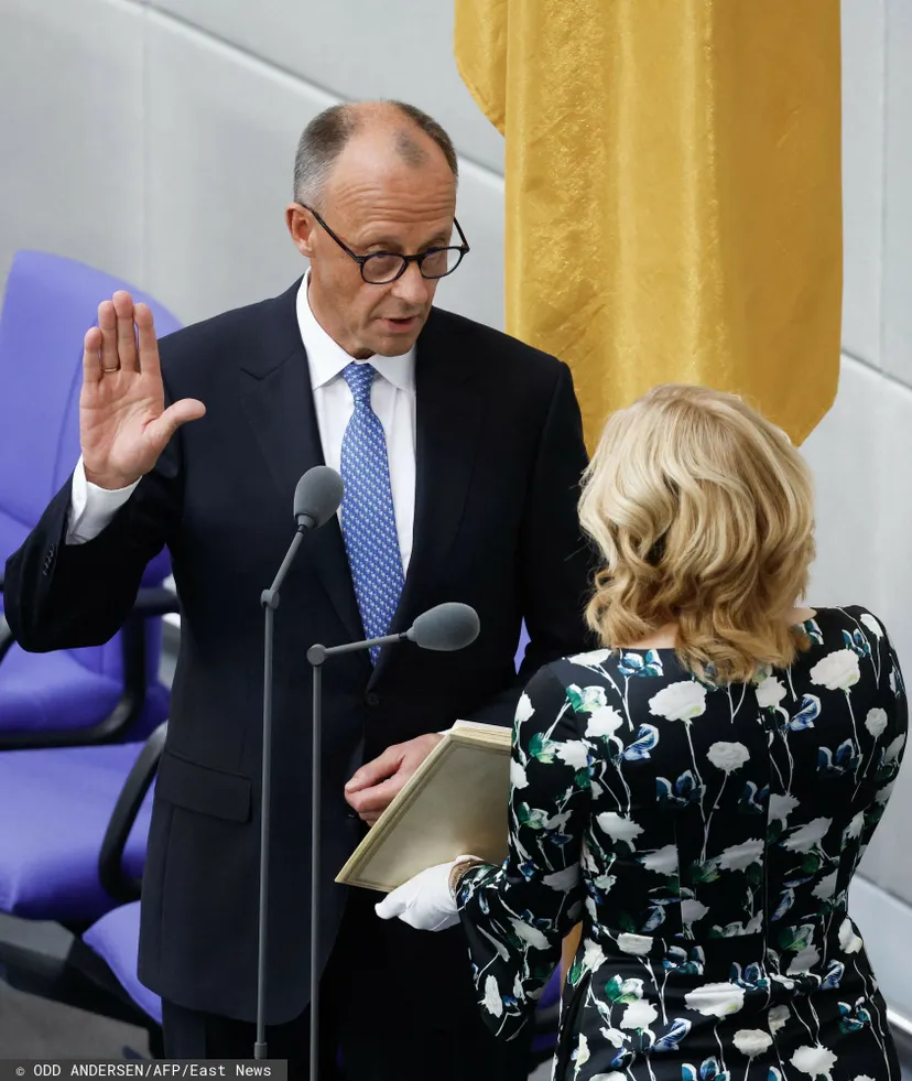 Nowy kanclerz Niemiec przyjedzie do Polski. Donald Tusk pogratulował Merzowi
