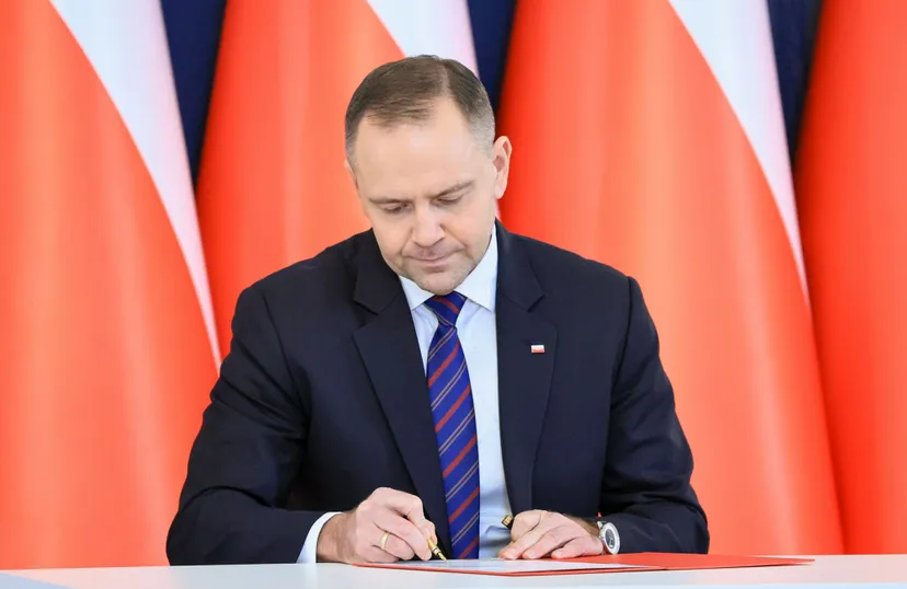 Prezydent podpisał 96 nominacji. Spór o awanse trwał od miesięcy