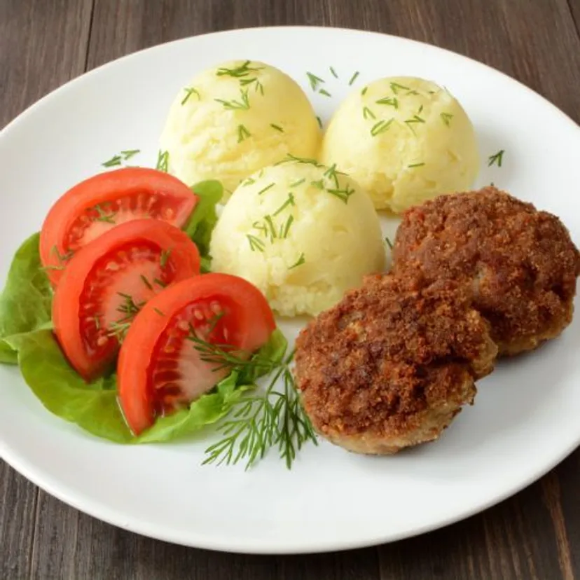 Zmiel i dodaj do masy na mielone. Kotlety będą 100 razy smaczniejsze
