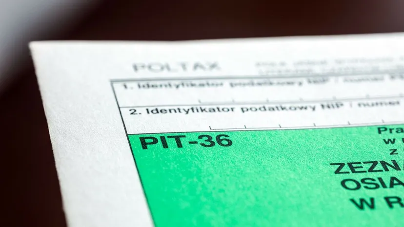 Zarabiasz za granicą? Masz czas tylko do 30 kwietnia. Po tym terminie ogromne kary