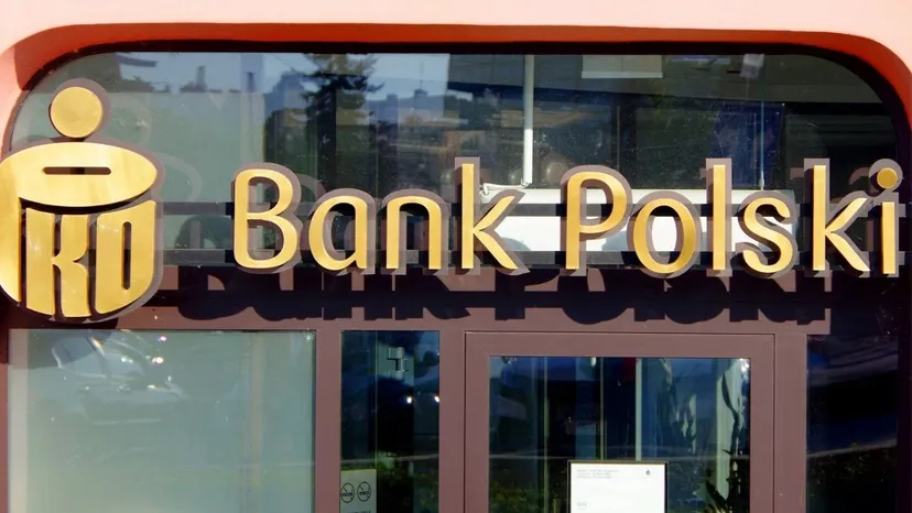 Wyłudzili z banku prawie 3 miliony złotych. Postawiono aż 151 zarzutów