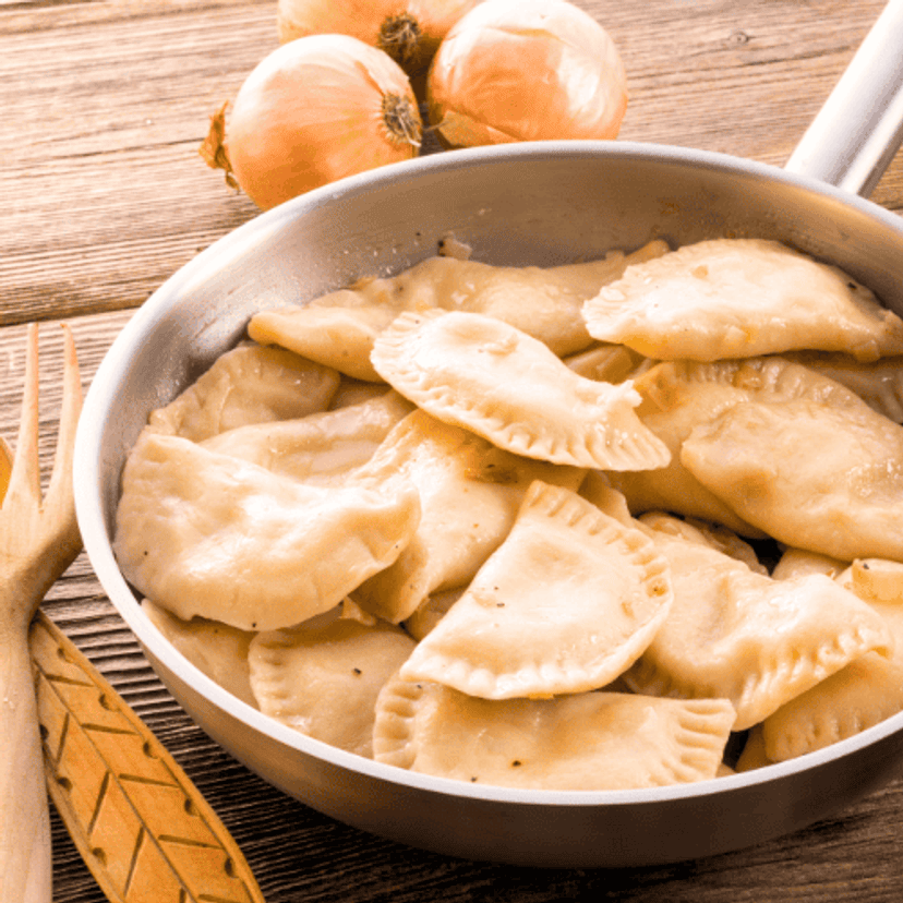 Pierogi wielkanocne z Podlasia zachwyciły Makłowicza. Ten farsz jest hitem