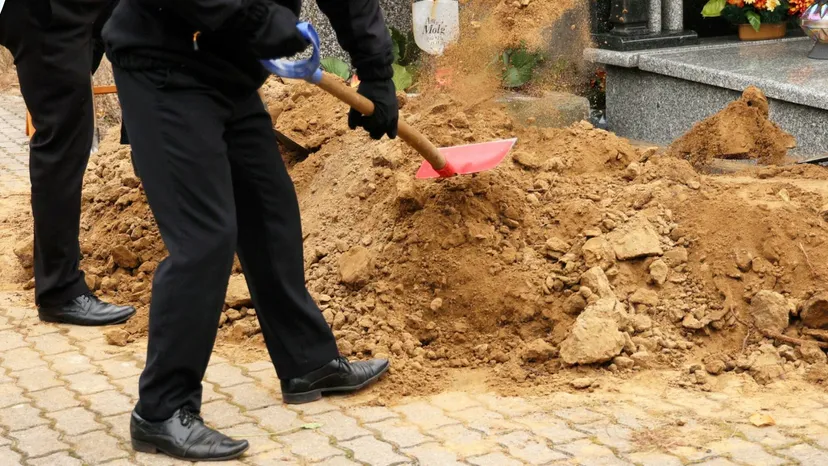 Brudna robota, ale dobre pieniądze. Tych zawodów nikt nie chce wykonywać, a można zarobić