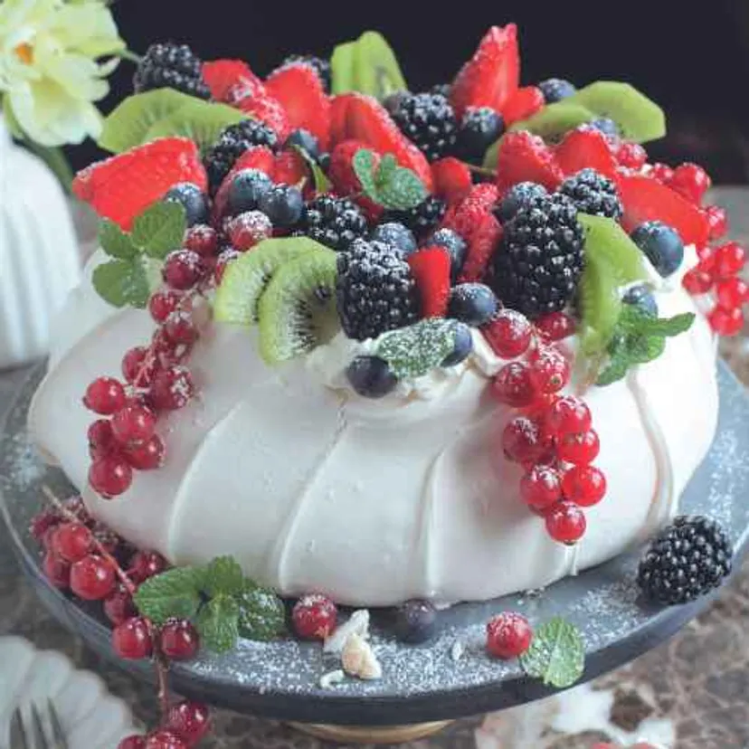 Niezawodny sposób na klarowny rosół, chrupiącego kurczaka i inne kuchenne triki. Popularna instagramerka dzieli się przepisami