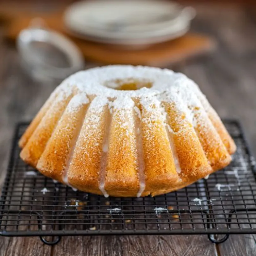 To najlepsza babka wielkanocna, jaką jadłem. Nie ma w niej jajek i mleka