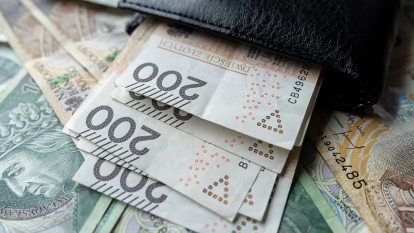 W tej branży płacą nawet 14 tys. zł i nie wymagają studiów. Chętnych do pracy i tak brakuje