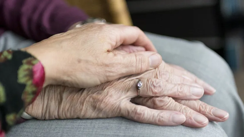 Dodatkowe pieniądze z ZUS dla kobiet urodzonych po tym roku. Nawet kilkaset złotych więcej co miesiąc