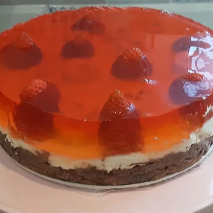Przepis na ten sernik na zimno mam ze starej gazety. Smakuje jak za dawnych lat