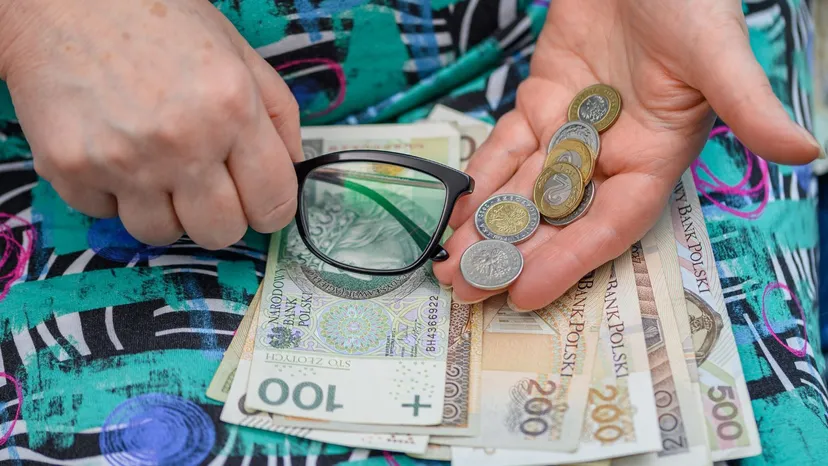 Jak wypłacić pieniądze z konta zmarłego? Najpierw potrzebujesz tego dokumentu