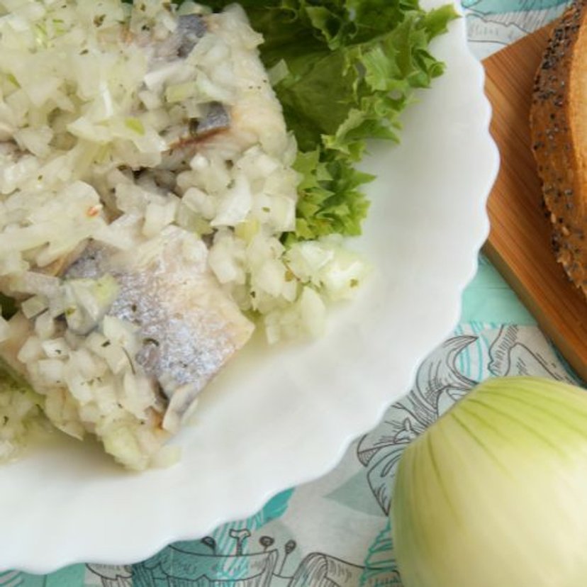 Jak usunąć nadmiar soli ze śledzi? Od lat korzystam ze sposobu mojej babci
