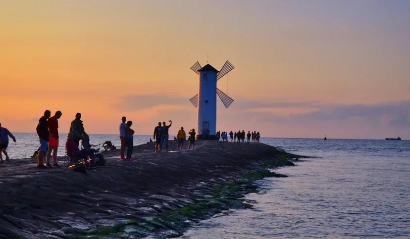 Nad Bałtykiem turystów czeka zaskoczenie. Plaże podzielili na strefy