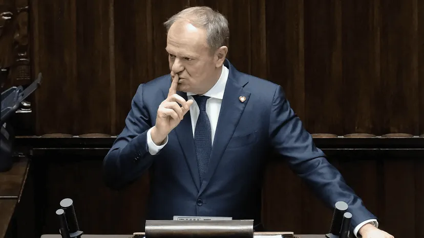Tusk czy Nawrocki - Polacy zdecydowali, komu bardziej ufają. Wyniki sondażu dają do myślenia