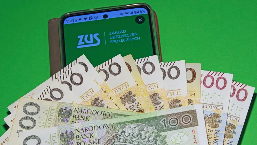 1050 zł więcej dla emerytów z tych roczników. Na ich konta wpływa 6590 zł miesięcznie