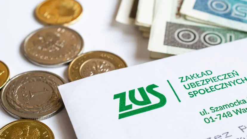 Seniorzy nie powinni ignorować tego pisma. Wystarczy brak podpisu, by ZUS zawiesił emeryturę