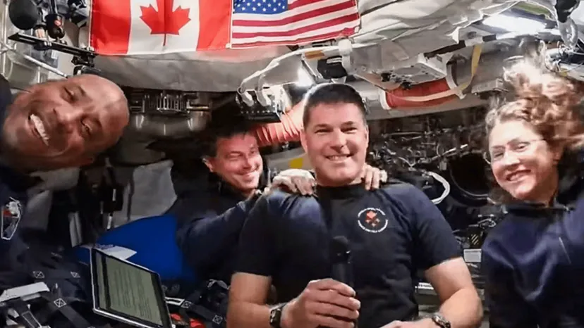 Tyle zarabiają astronauci Artemis II. Ich pensje mogą mocno zdziwić