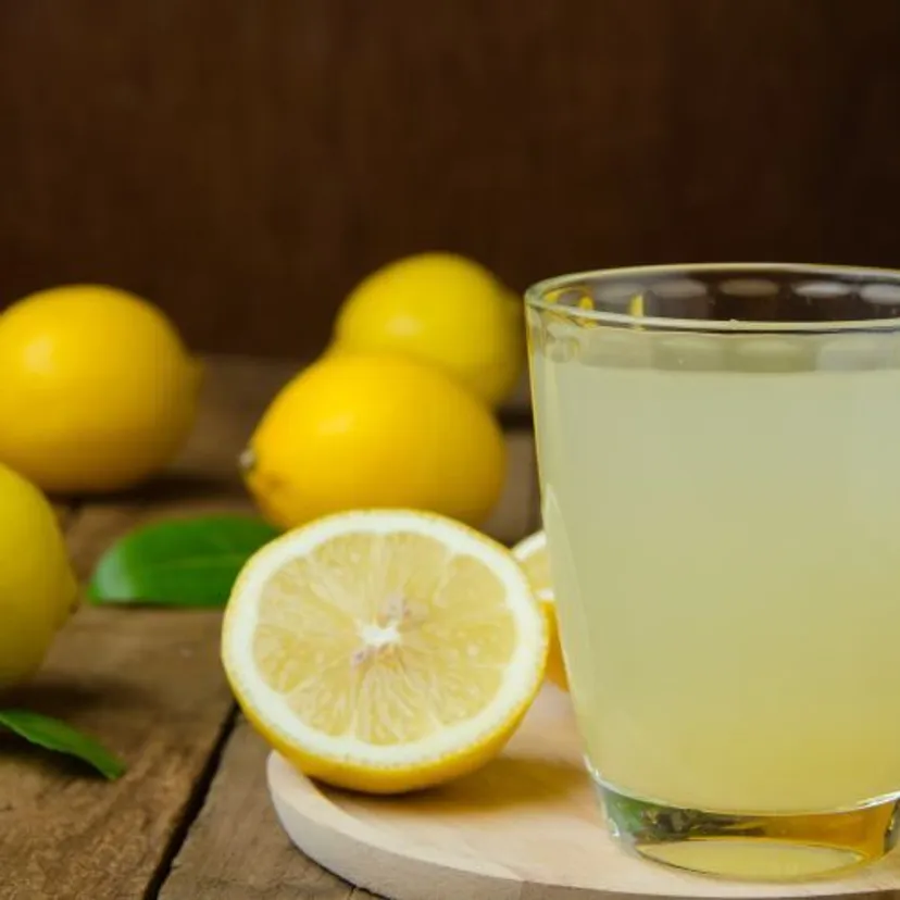  Plastikowe pojemniki na jedzenie cuchną? Ten patent usuwa 100% zapachu