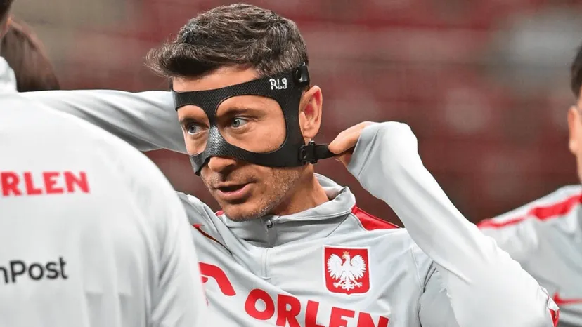 Nie zgadniesz, ile warta jest maska Lewandowskiego. Padła konkretna kwota