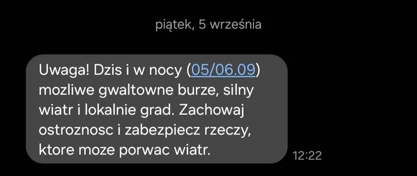 IMGW ostrzega: do Polski wtargną burze, silny wiatr i fale gorąca. Alert RCB w 11 województwach