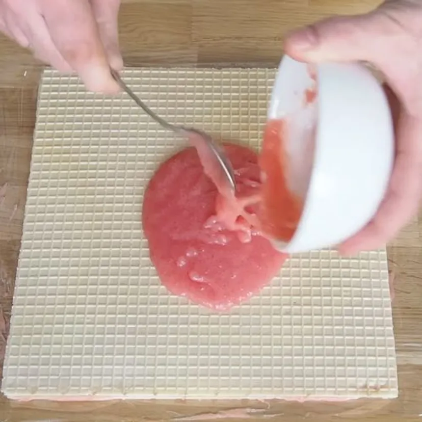 Przepis na te wafle jest w mojej rodzinie od pokoleń. Nie ma lepszego deseru