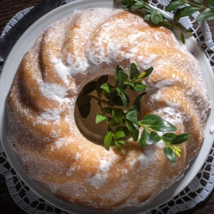 Bez glutenu i ulepszaczy smaku. Wielkanocna babka Lewandowskiej jest lepsza niż z cukierni