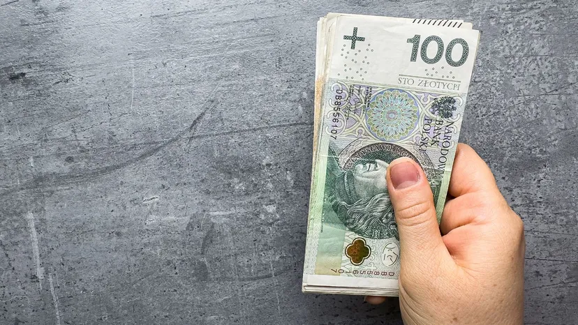 Waloryzacja świadczenia dla konkretnej grupy seniorów. Niemal 6 tys. zł "na rękę" od marca 2026