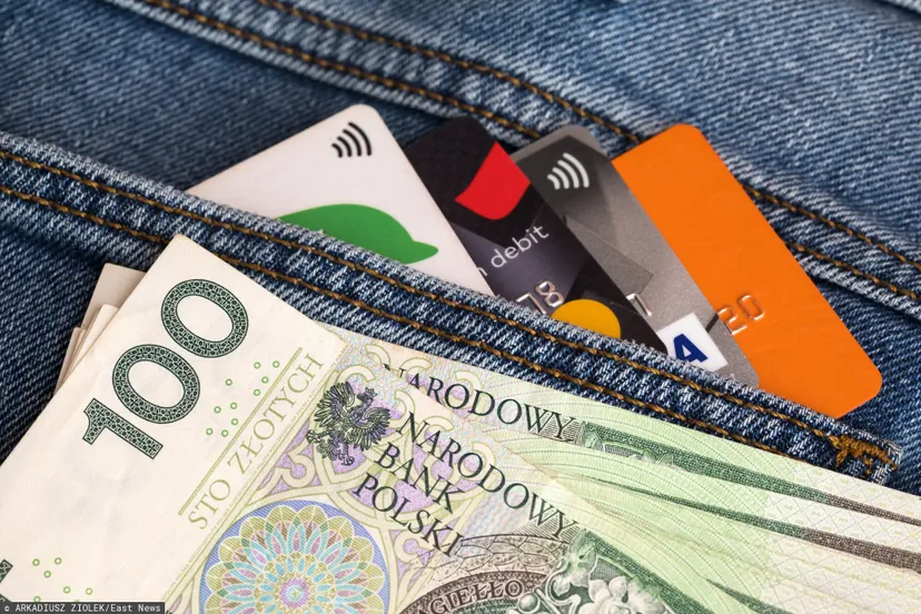 Bankowi giganci finalizują fuzję. W tych godzinach aplikacja i płatności mogą przestać działać