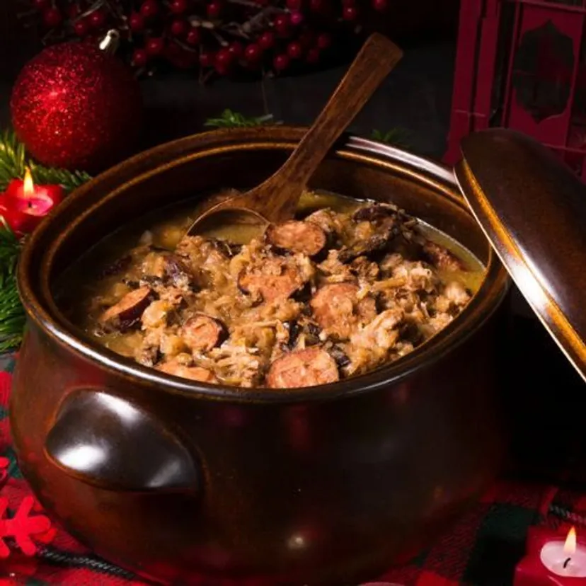 Szybko uratujesz kwaśny bigos. Prosty sposób doświadczonych kucharek
