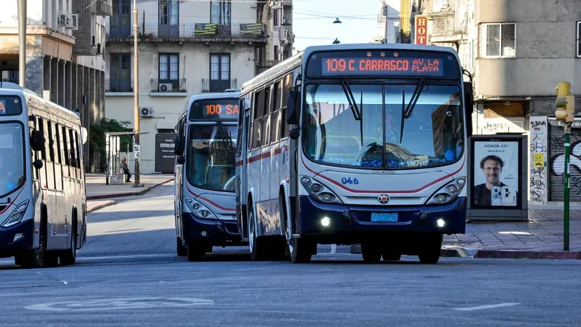 Biletomat pobrał pieniądze, a pasażer i tak dostał mandat. Taką odpowiedź otrzymał na reklamację