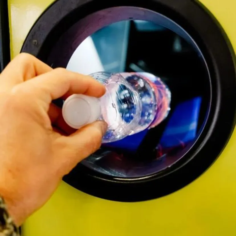 Carrefour wprowadza ułatwienia dla klientów. Zwrot kaucji będzie prostszy