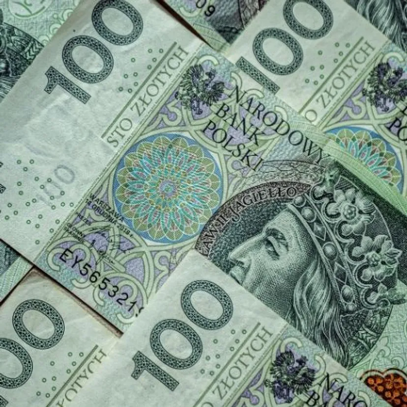 Stare meble z PRL mogą być warte tysiące złotych. Liczy się jeden szczegół