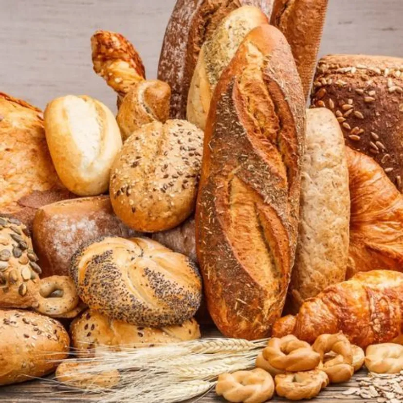 Wyjmij z szafki kuchennej i włóż do chlebaka. Pieczywo pozostanie świeże na dłużej