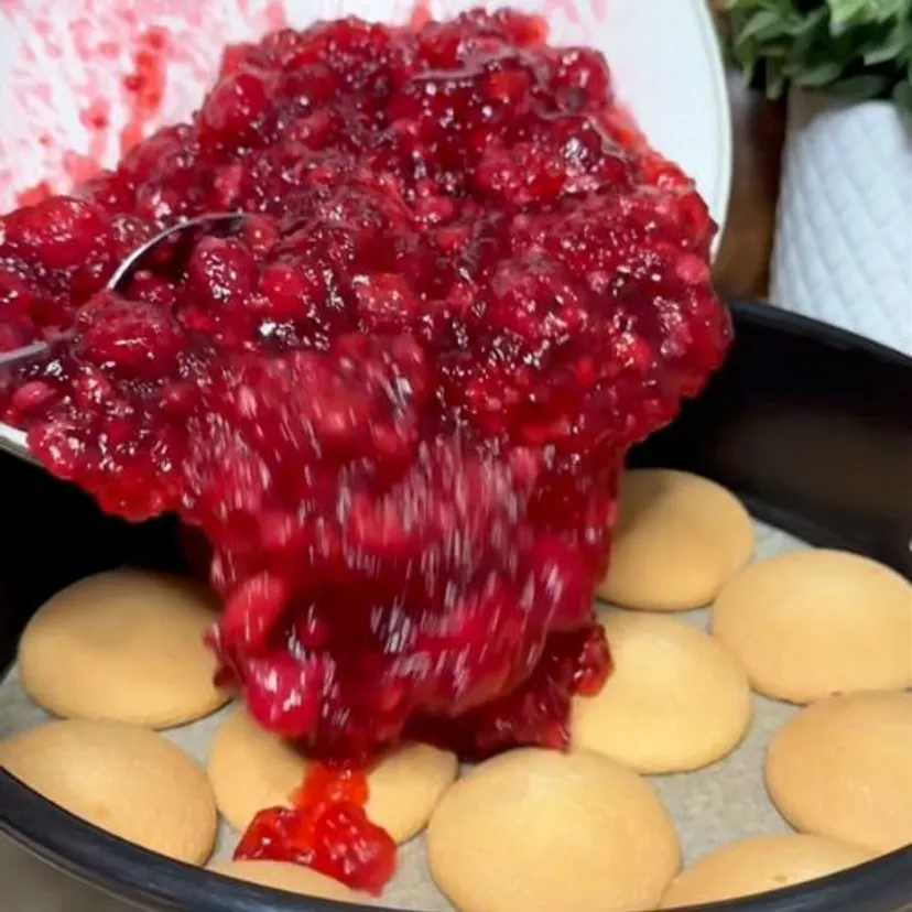 Rodzina ciągle mnie prosi o to ciasto. Moja malinowa chmurka zawsze się udaje