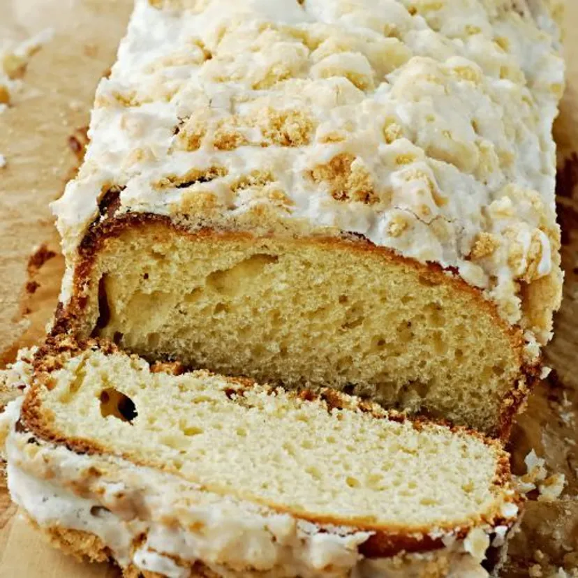 Przepis babci na ciasto drożdżowe na Wielkanoc. Zawsze wychodzi miękkie i nie wysycha