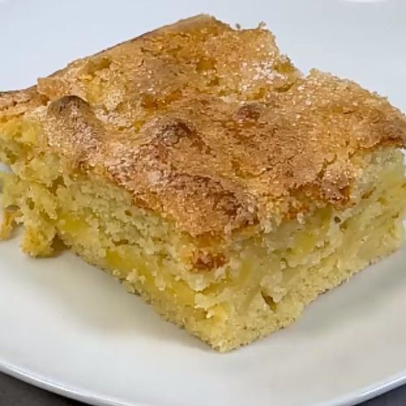 To moje ulubione ciasto z jabłkami, dzieci ciągle mnie o nie proszą. Robię je w chwilę i zawsze się udaje