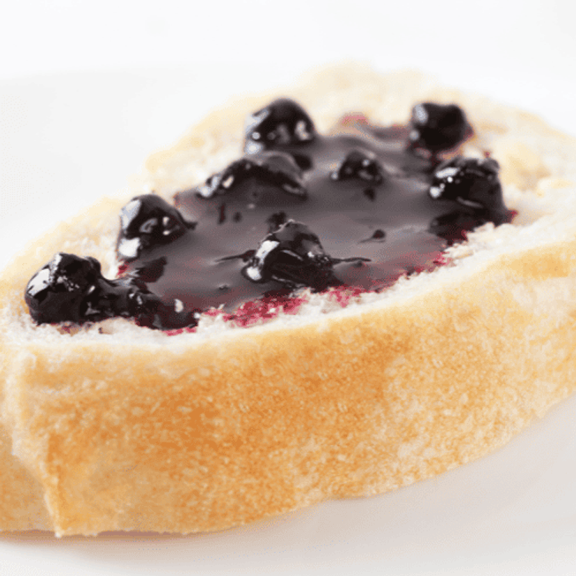 Moja babcia robi najlepszy dżem z czarnej porzeczki. Nie ma doskonalszych proporcji