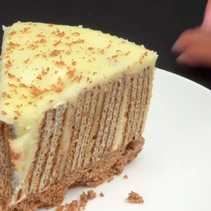 Ułóż wafelki w foremce i zalej tą masą. Ten deser robię w chwilę, mógłbym go jeść codziennie
