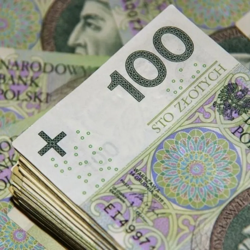 ZUS wypłaci dodatkowe pieniądze kolejnym emerytom. W 2027 roku dołączy nowy rocznik