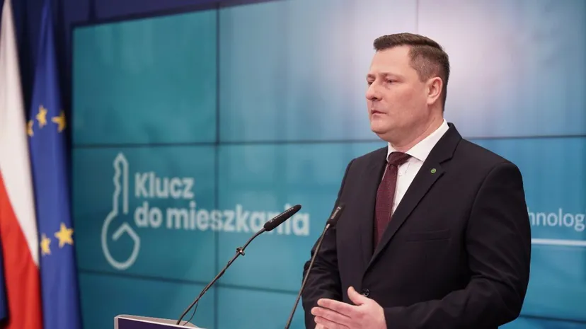 Wątpliwości wokół "Pierwszych kluczy". Ekspert: "rządzący powinni poważnie zweryfikować kształt programu"