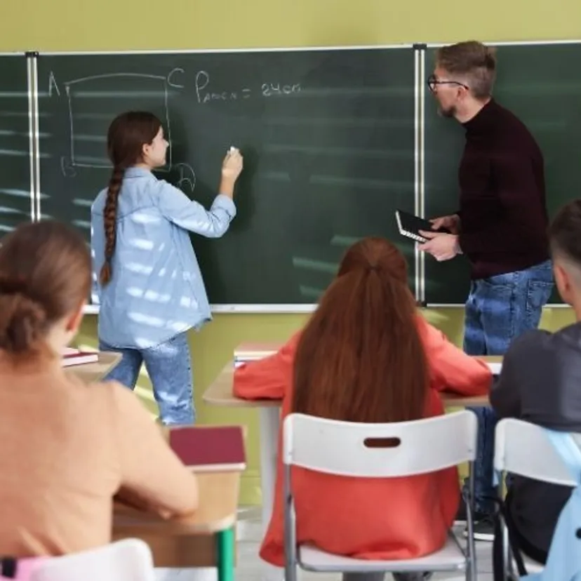 Szkoły nie zamkną drzwi 14 października. Rodzice powinni znać zasady
