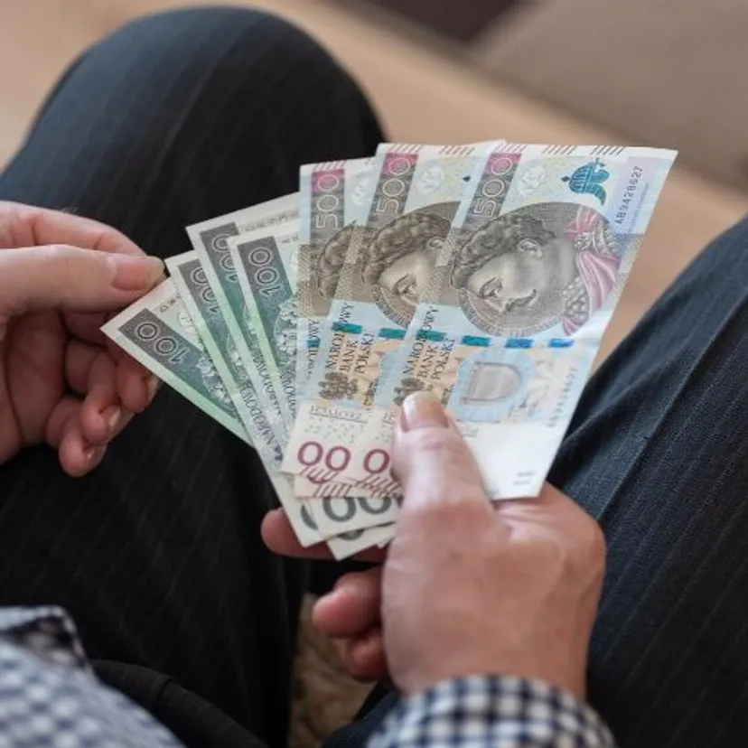 Jeden dokument może podnieść emeryturę. Wielu seniorów nie wie, że ma taką możliwość