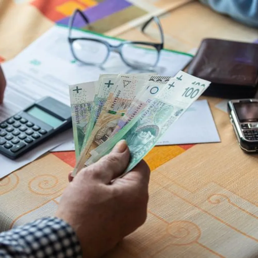 Jeden dokument może podnieść emeryturę. Wielu seniorów nie wie, że ma taką możliwość