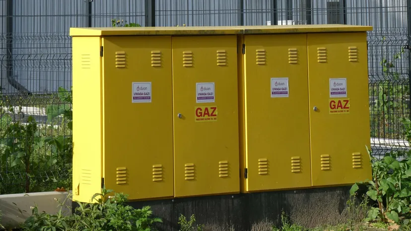 Ataki Iranu sięgają partnera Polski. Czy zabraknie nam gazu? Jest oficjalny komentarz