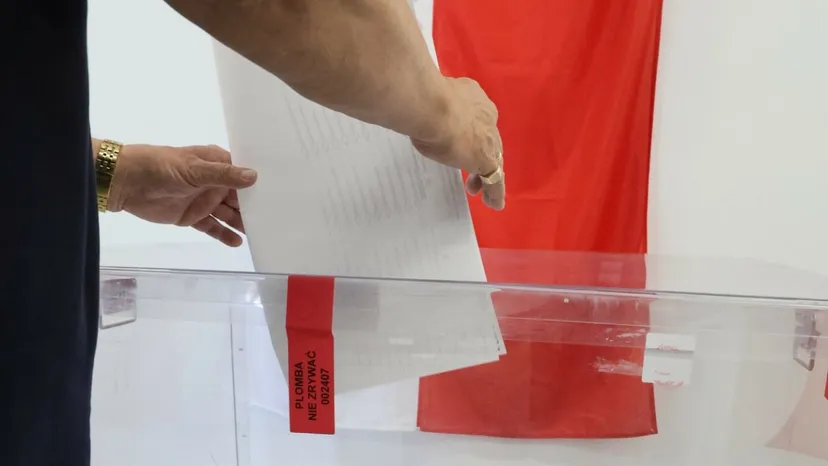 Wybory prezydenckie 2025. Są pełne wyniki głosowania z PKW. Tak się sumują głosy