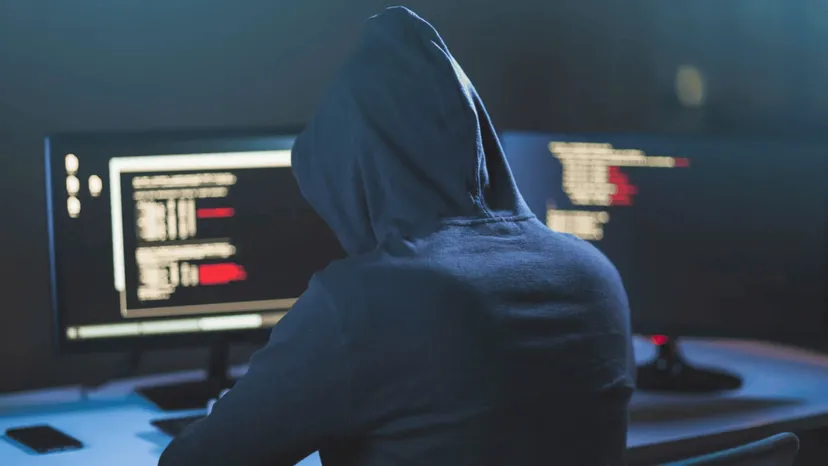 Jak sprawdzić, czy telefon jest na podsłuchu? Dwa proste kody, które "zdemaskują szpiega"
