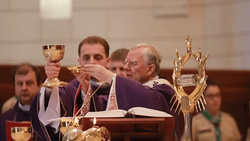 Wyliczyli co do złotówki, jaką emeryturę dostanie abp Jędraszewski. Oto kwota