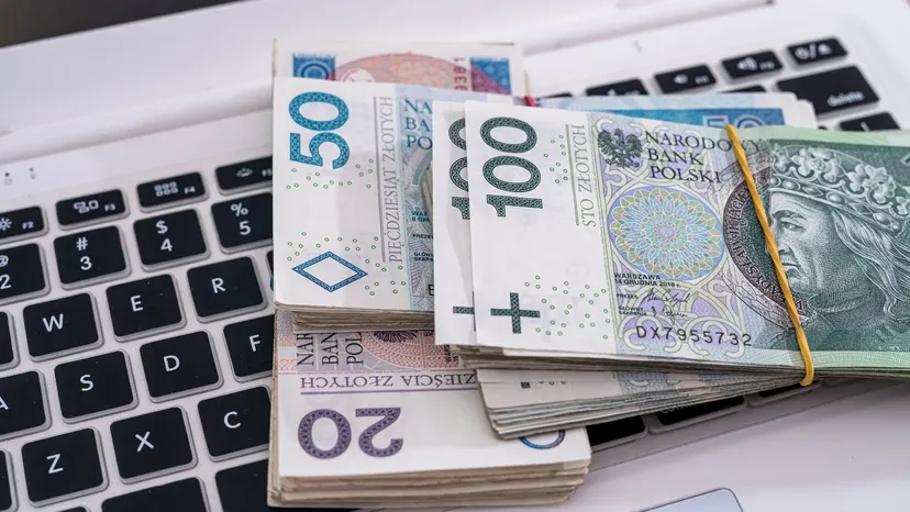 Czas na deklarację tylko do 20 lutego. Po tym terminie Polacy będą płacić fiskusowi więcej