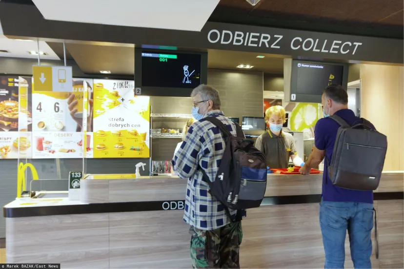 Zamówił 69 zestawów z burgerem drwala. Mieszkaniec Warszawy otrzymał rekordowy paragon z McDonald's