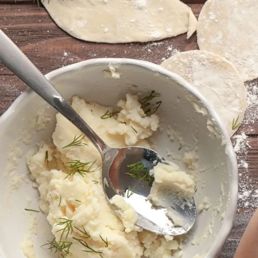 Na obiad zrób kotlety inaczej, niż zwykle. Zachwycą wszystkich fanów polskiej kuchni